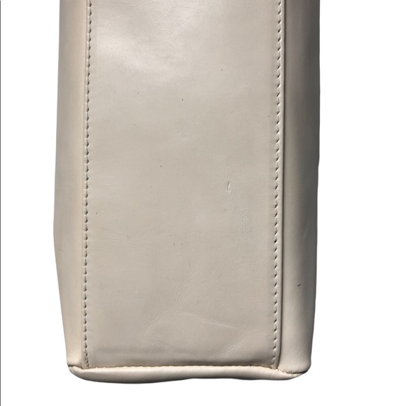 Savini Bettina leather handbag Made in Italy excellent condition. - Picture 7 of 11